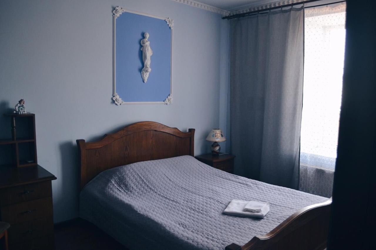 3-Room Apartments In Central City Лвив Екстериор снимка